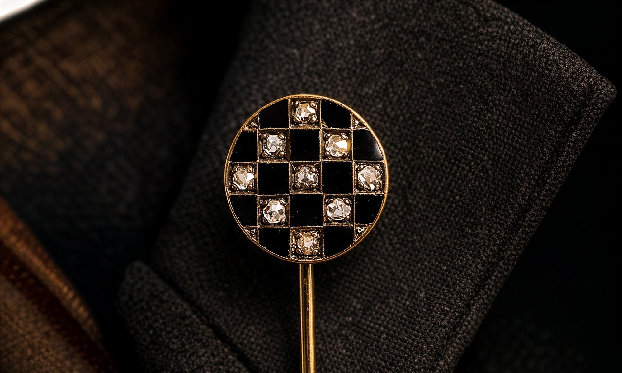 Antique gold stick pin with onyx and rose-cut diamonds worn by Cillian Murphy at the New York premiere of Peaky Blinders: The Immortal Man.