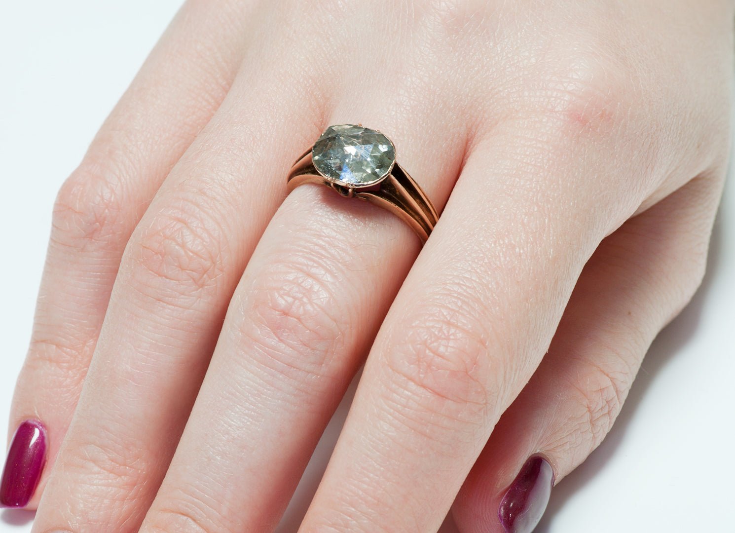 Choosing The Perfect Engagement Ring: Three Things You Should Consider - DSF Antique Jewelry