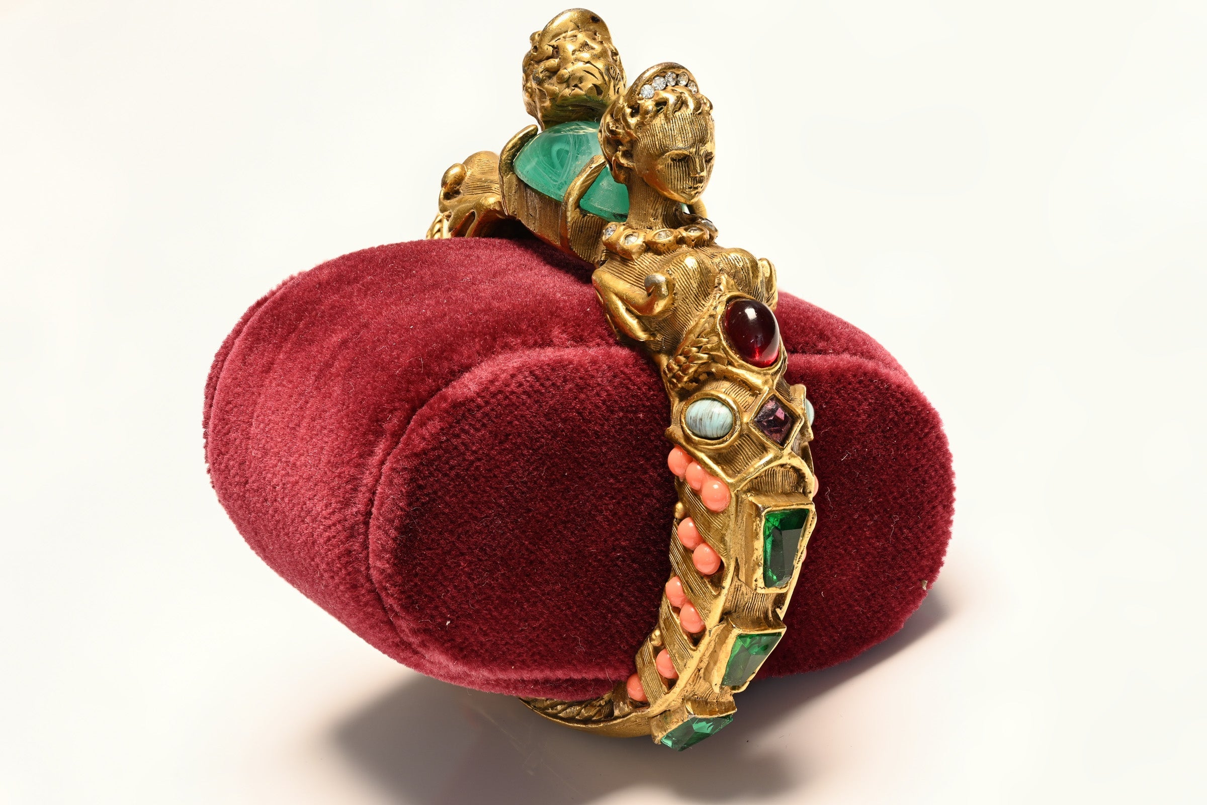 renaissance jewelry
