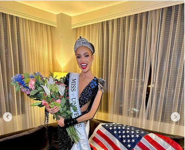 miss universe dress designer Compilation of dresses worn by Miss Universe winners over the years :  r/whatthefrockk