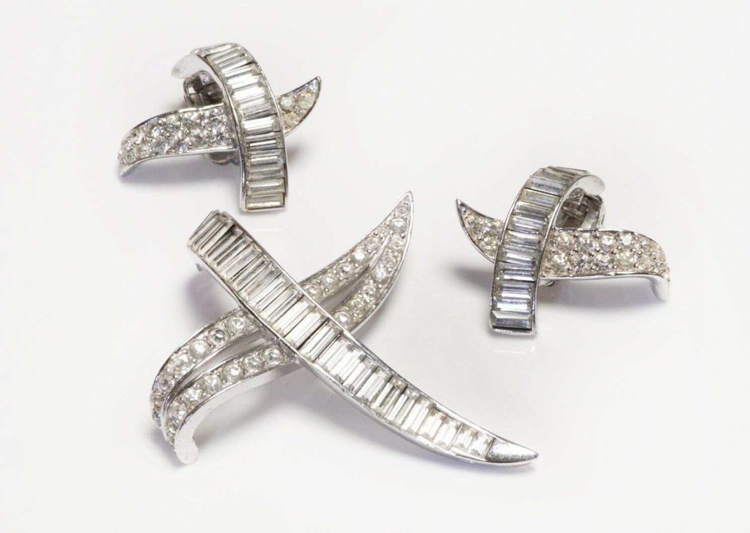 The Metal 16 Times More Expensive Than Gold: Why Is It So Valuable? - DSF Antique Jewelry