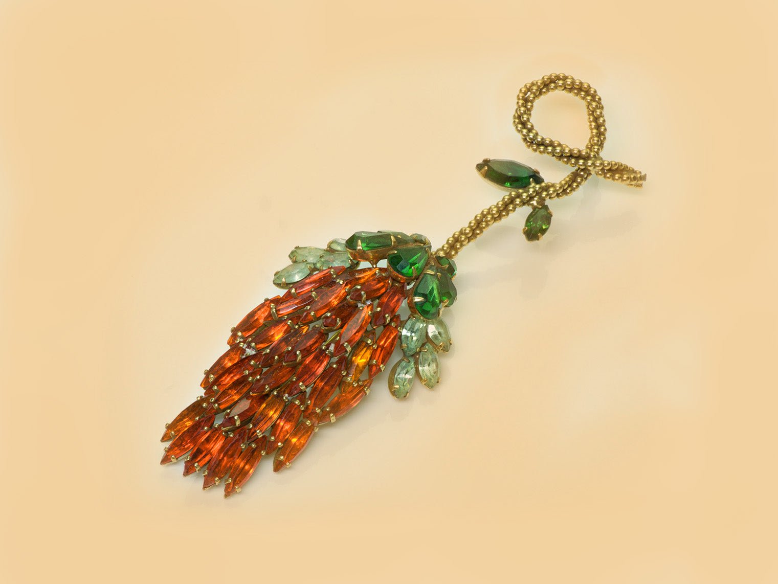 Weiss Jewelry – A mixture Of Elegance And Unmistaken Beauty - DSF Antique Jewelry