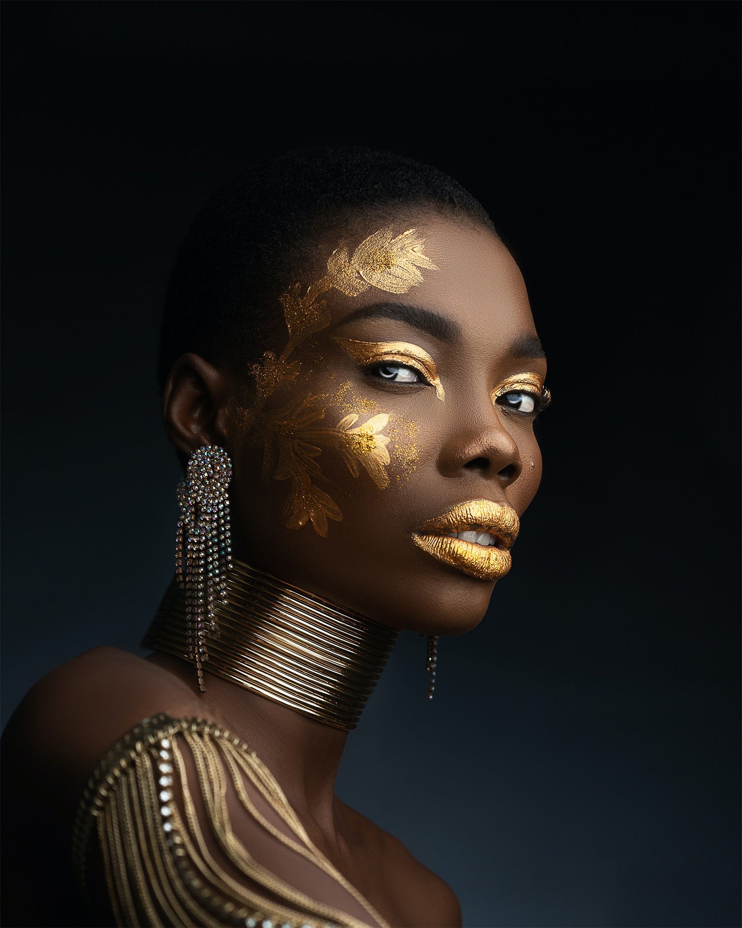 What Does Dreaming Of Gold Mean? Discover The Hidden Secrets - DSF Antique Jewelry
