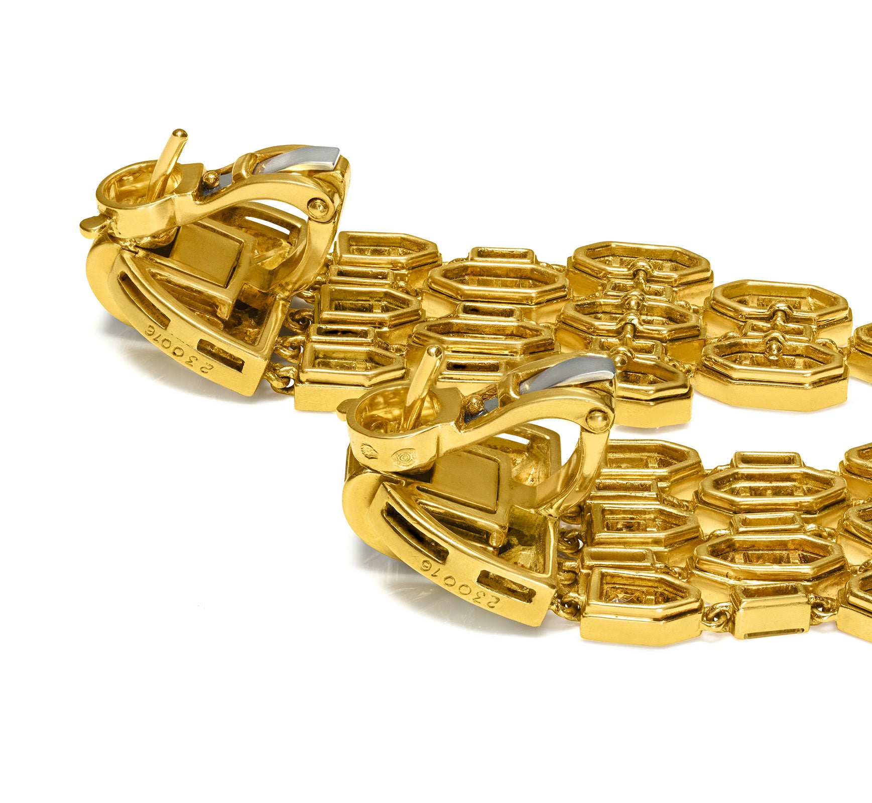 Cartier serial number 230016 engraved on earrings