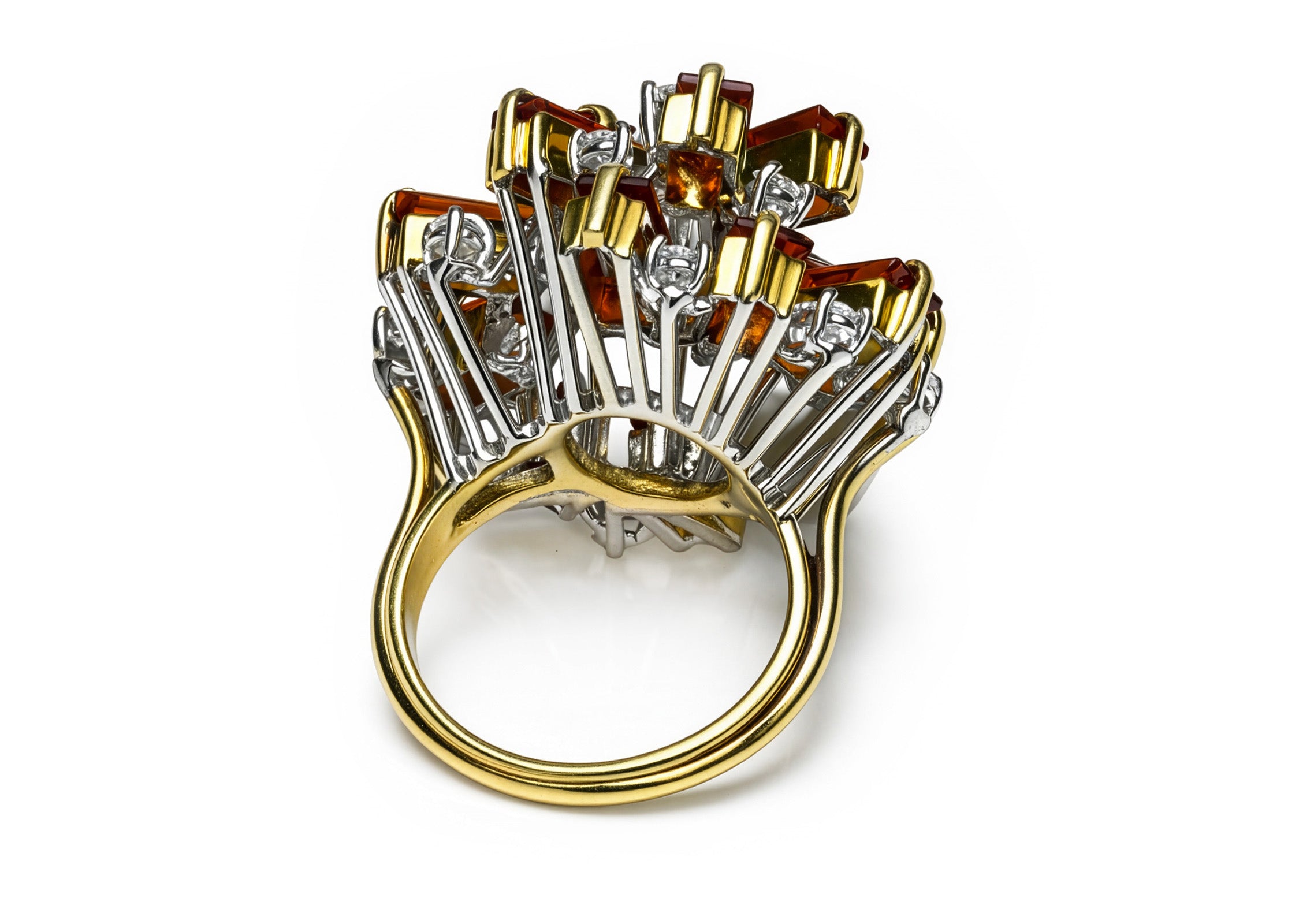 Vintage 18K Gold Spessartite Garnet Diamond Modernist Cocktail Ring