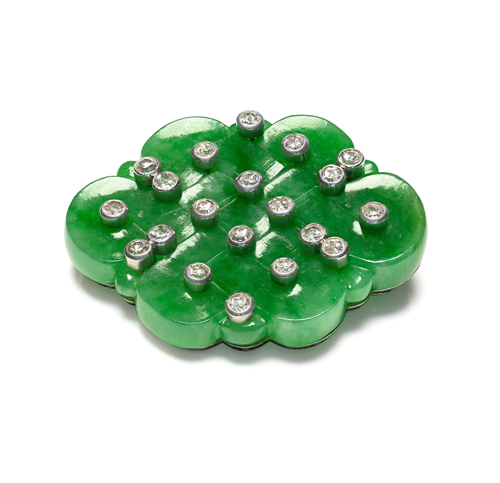 Antique Belle Époque French Carved Jade and Diamond Brooch in Platinum