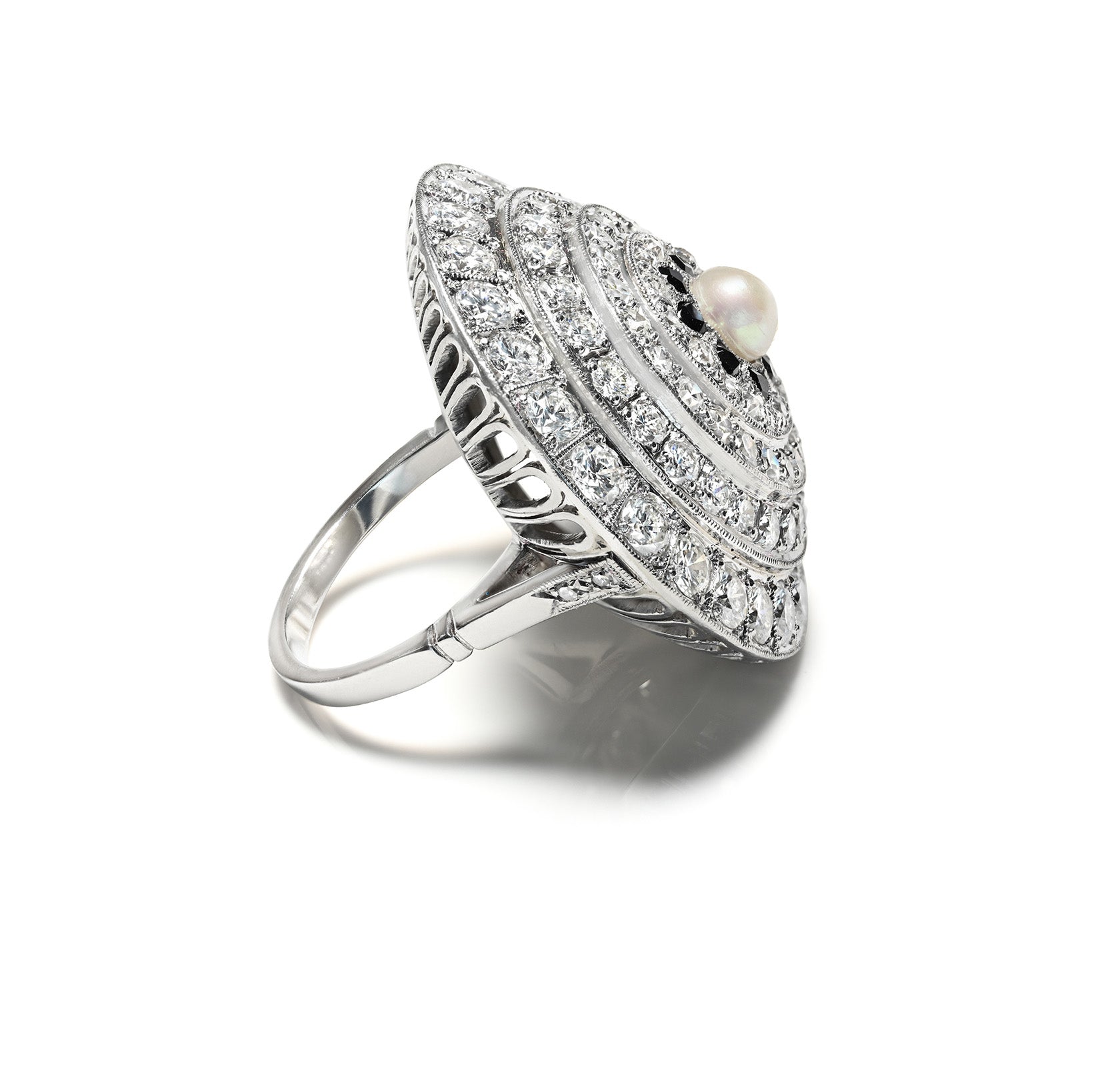 Vintage Platinum Ring Diamond Onyx Pearl
