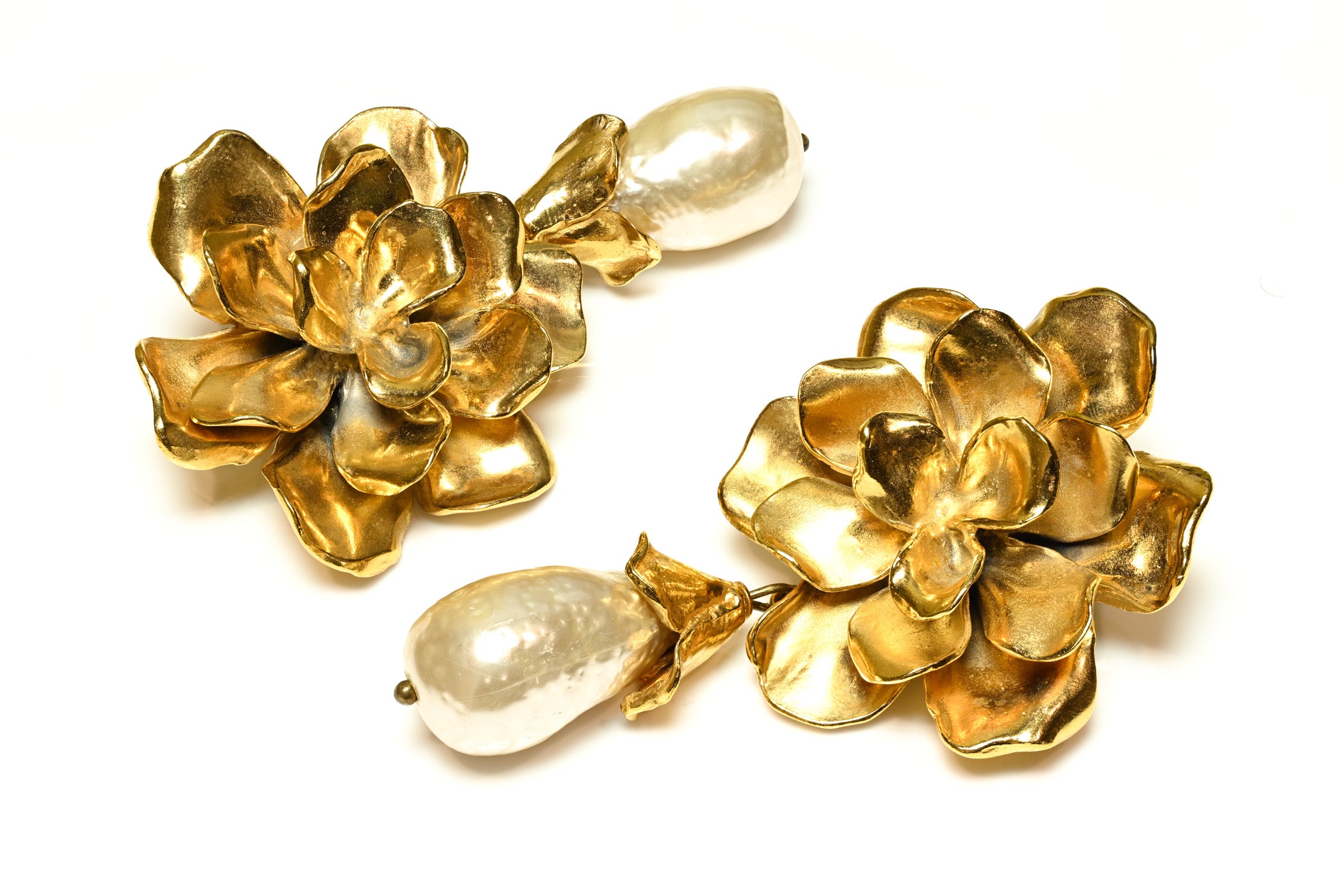Vintage 1988 Yves Saint Laurent Paris Goossens Pearl Flower Earrings 1