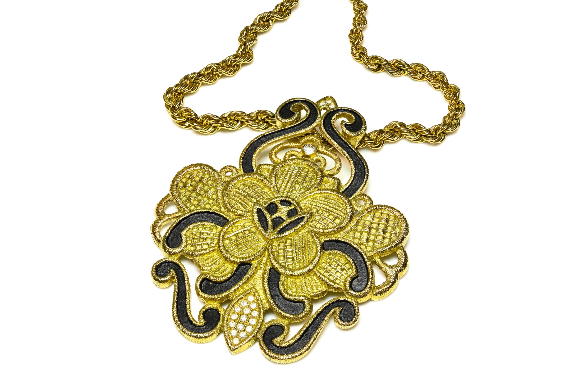 Vintage Christian Dior Gianfranco Ferre Gold Plated Lace Pendant Necklace 1