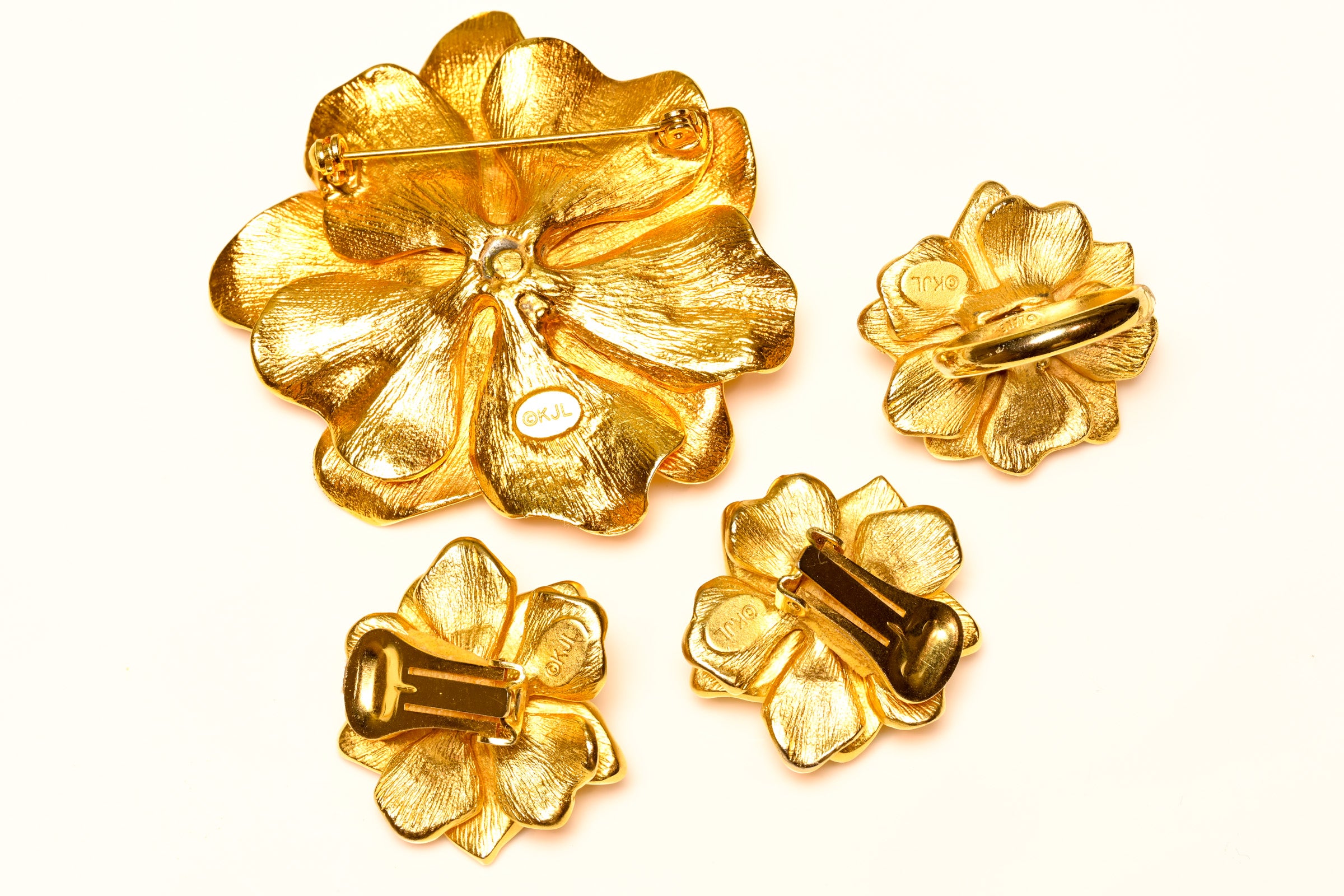 Vintage Kenneth Jay Lane Flower Necklace Brooch Earrings Ring Parure Set 3