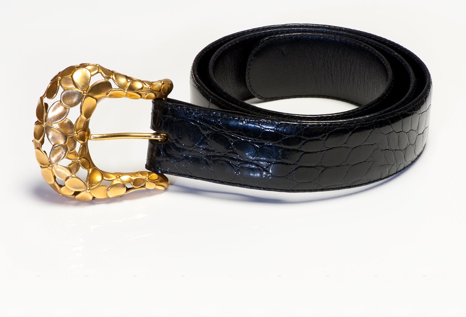 Angela Cummings 18K Gold Floral Buckle Alligator Belt