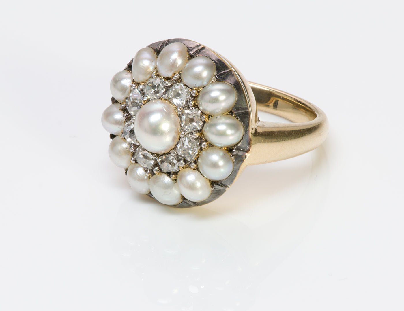 Antique 18K Gold Cluster Natural Pearl Diamond Ring