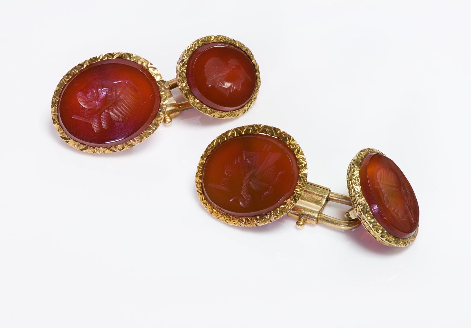 Antique 18K Yellow Gold Carnelian Intaglio Cufflinks