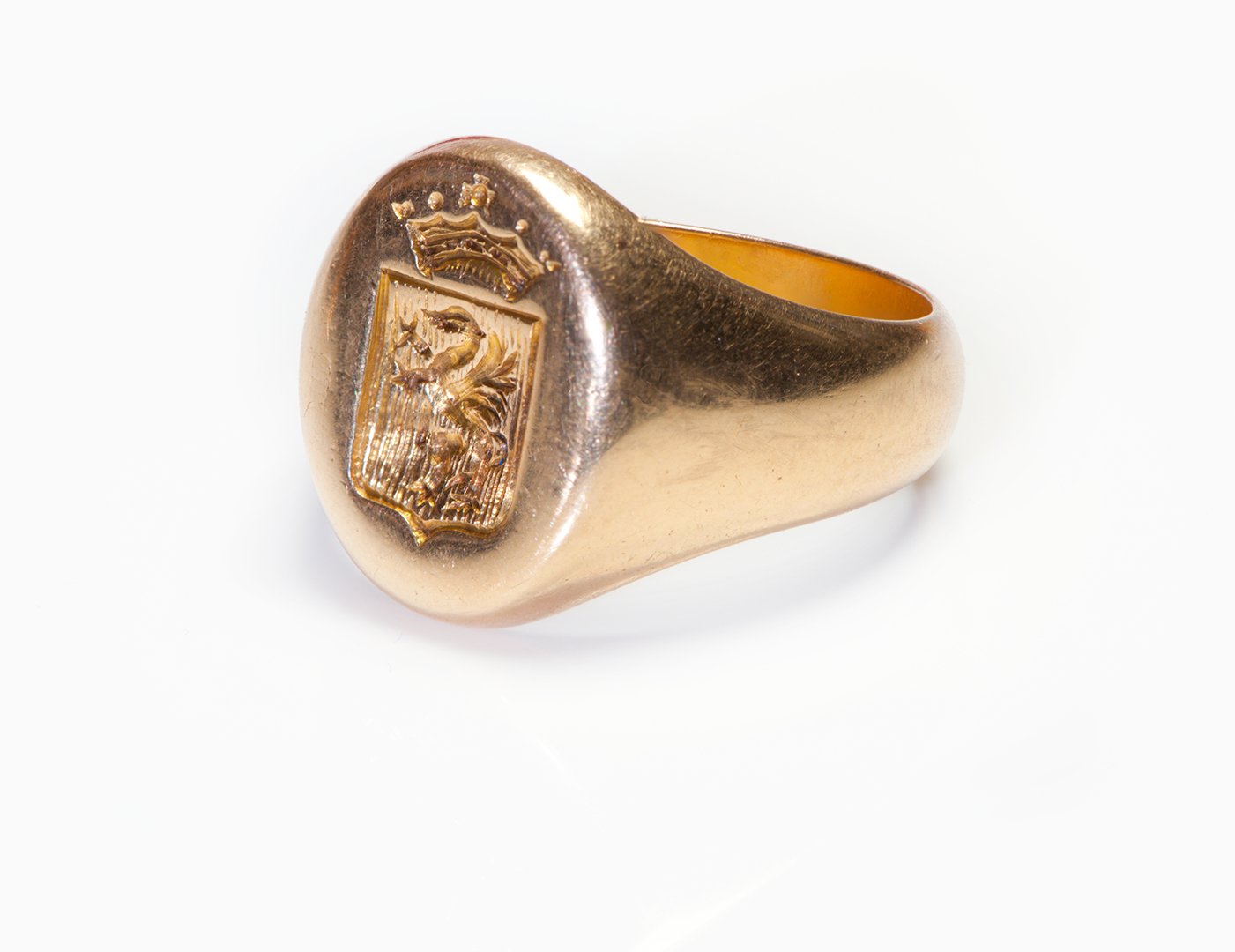 Antique 18K Yellow Gold Family Crest Men's Ring