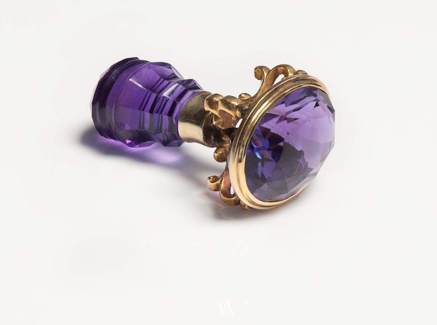 Antique Amethyst Gold Seal