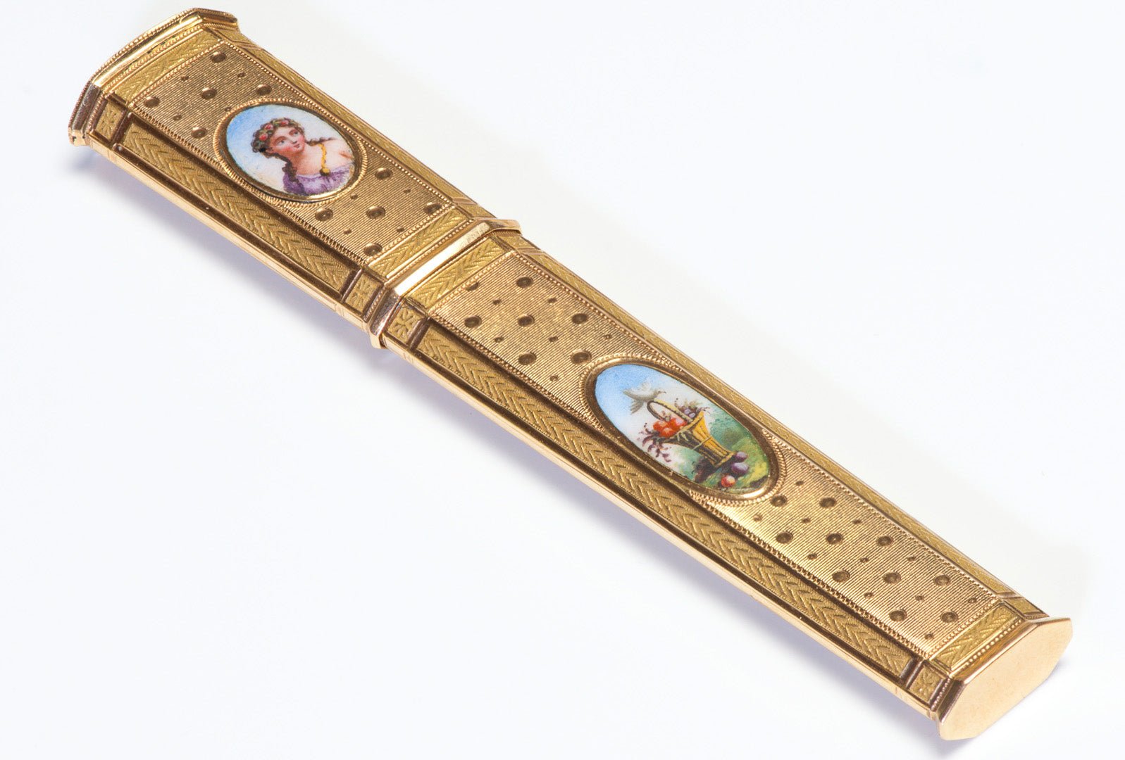 Antique Engraved Yellow Gold Portrait Enamel Etui