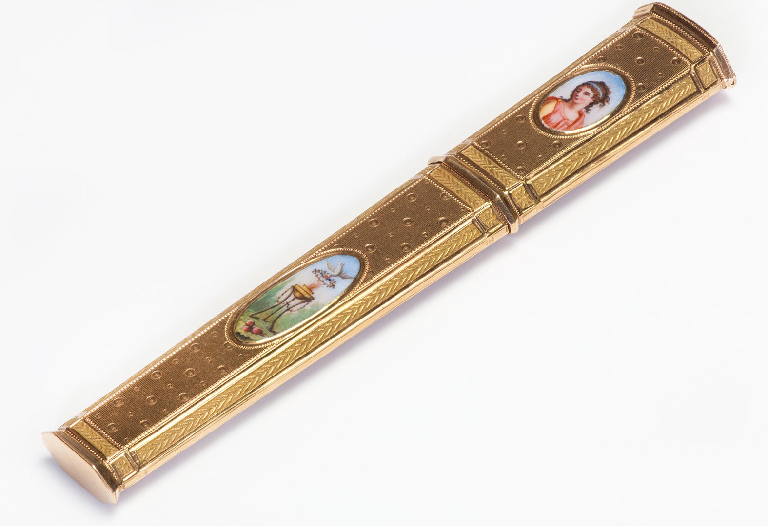 Antique Engraved Yellow Gold Portrait Enamel Etui