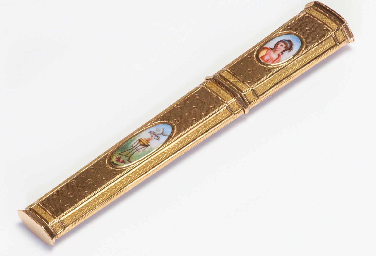 Antique Engraved Yellow Gold Portrait Enamel Etui