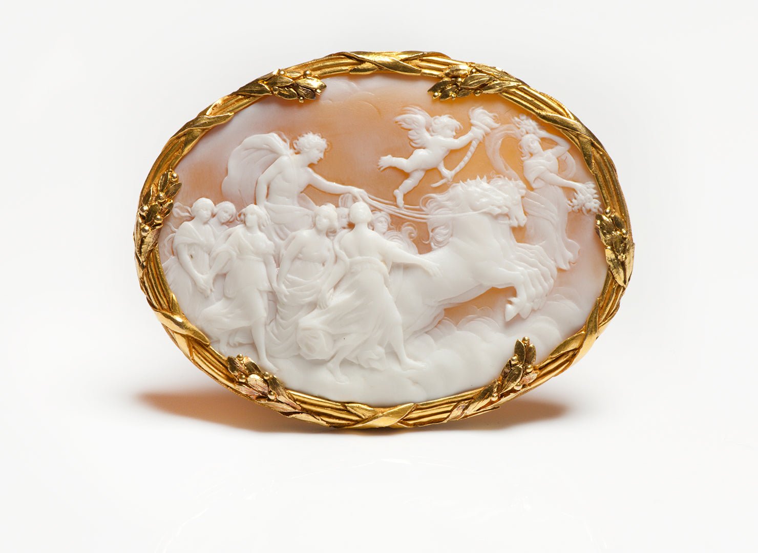 Antique Gold Celestial Cherub Horse Scene Cameo Brooch