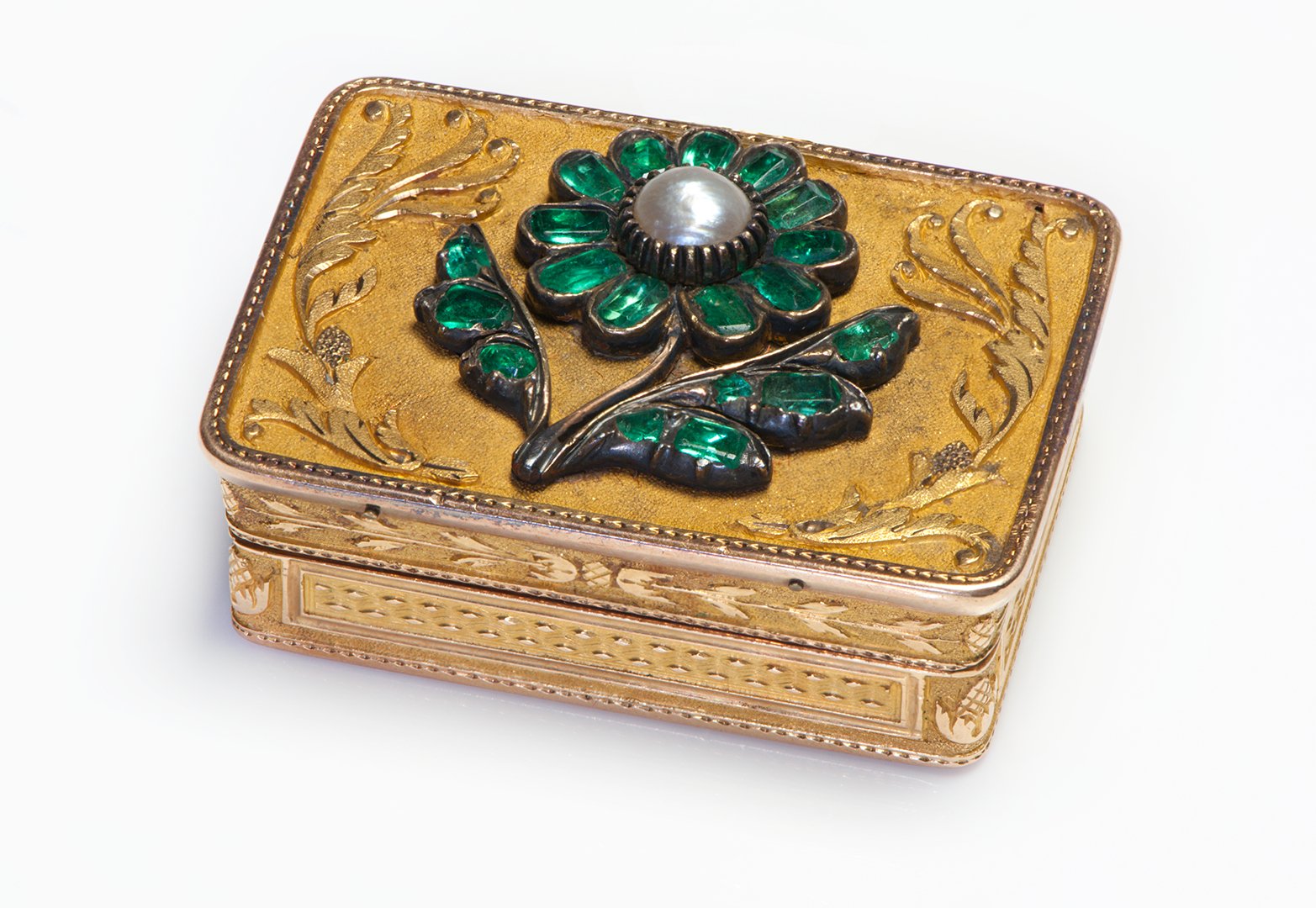 Antique Gold Emerald Pearl Vinaigrette