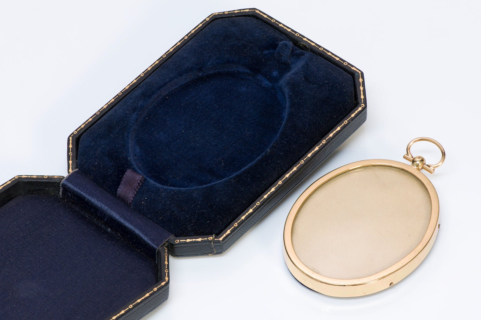 Antique Gold Plated Boxed Traveling Picture Frame