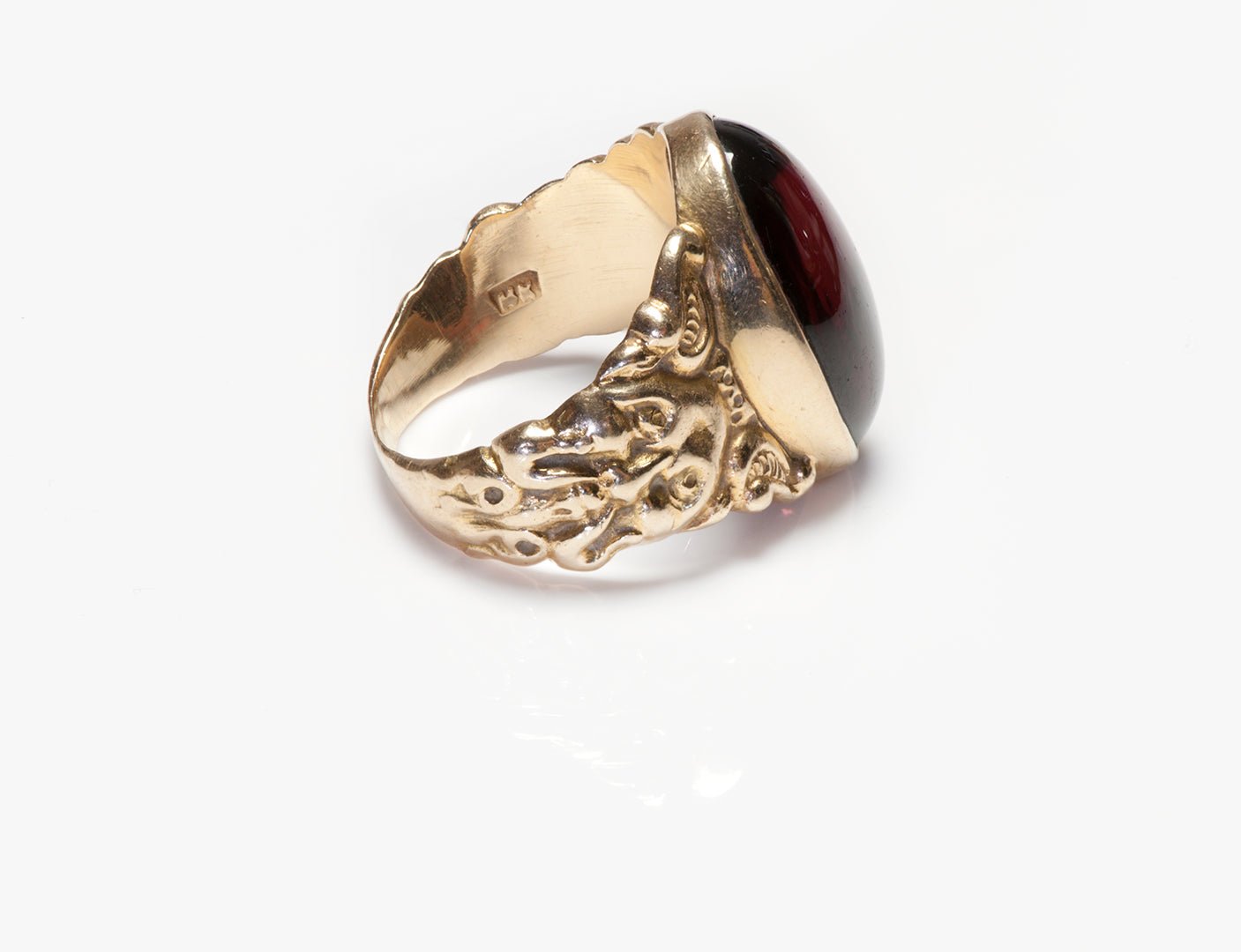 Antique Turn of the Century Gold and Cabochon Garnet Men's Ring