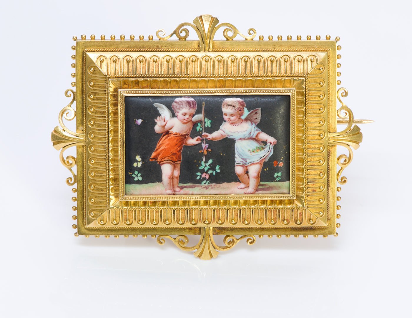 Antique Victorian Cherubs Angels 18K Yellow Gold Brooch