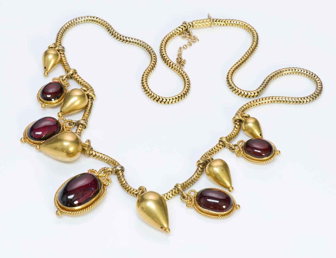 Antique Victorian Gold Cabochon Garnet Necklace