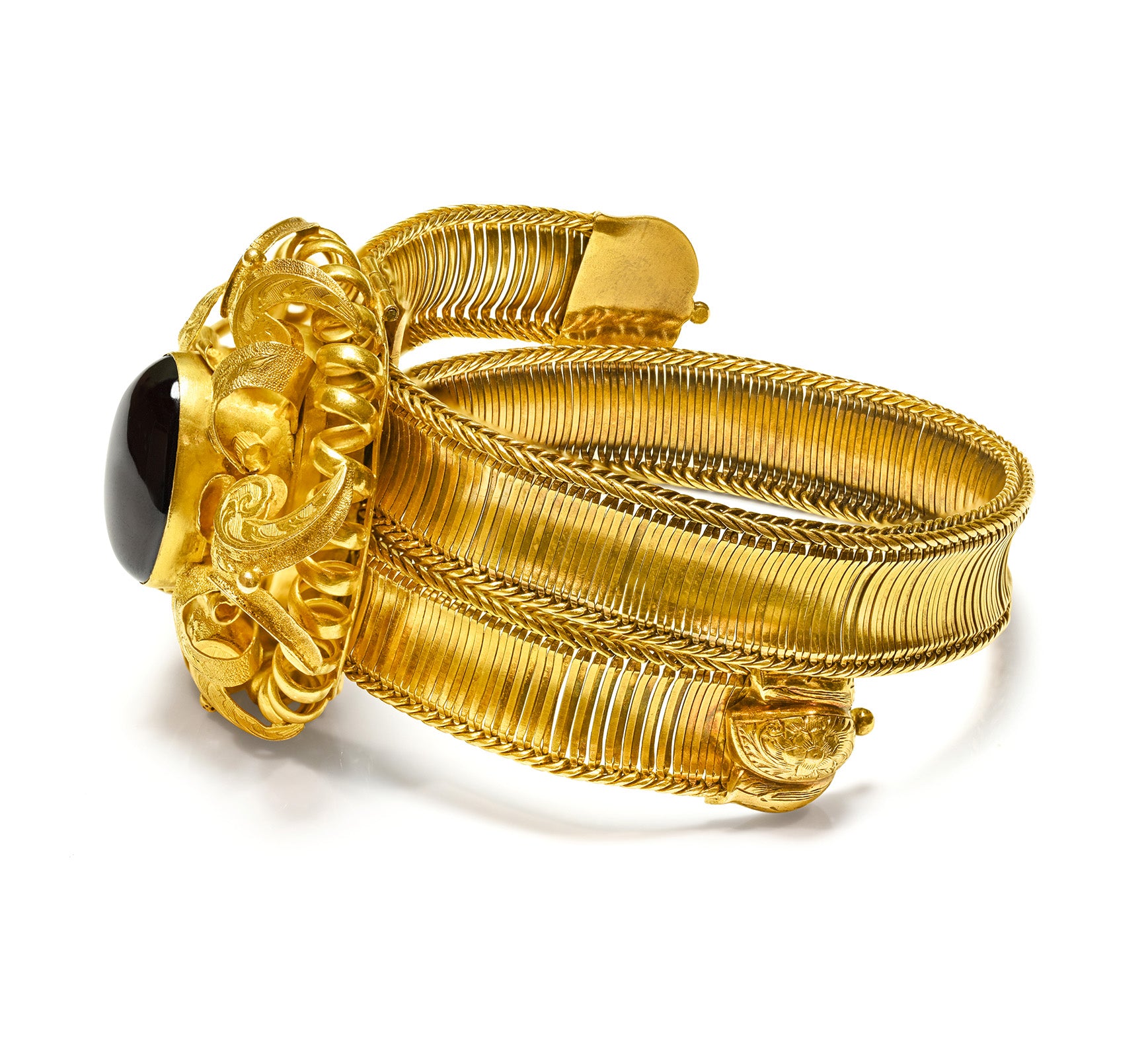 Victorian Gold Bracelet with Cabochon Garnet