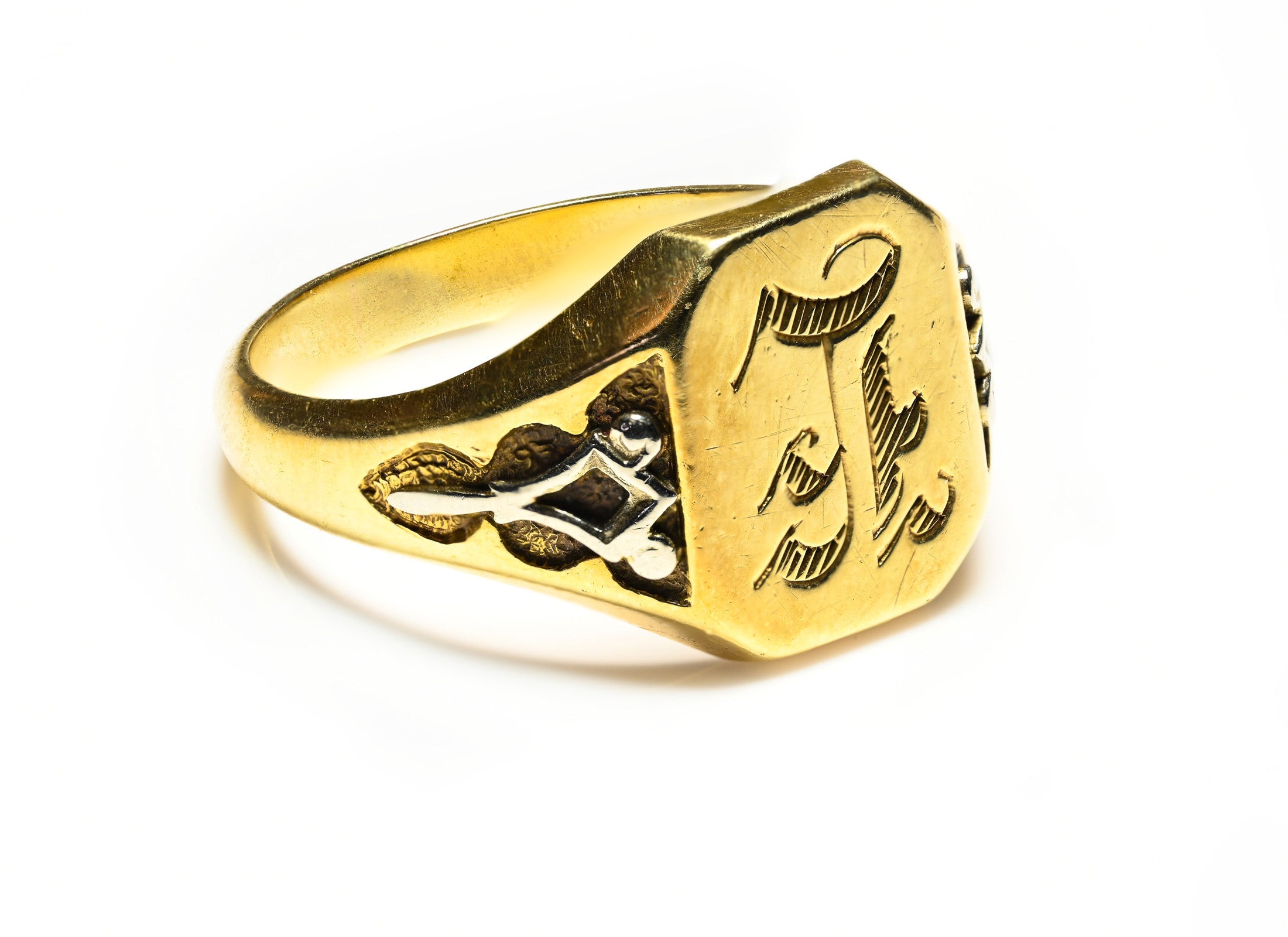 Antique Gold Mens Signet Ring