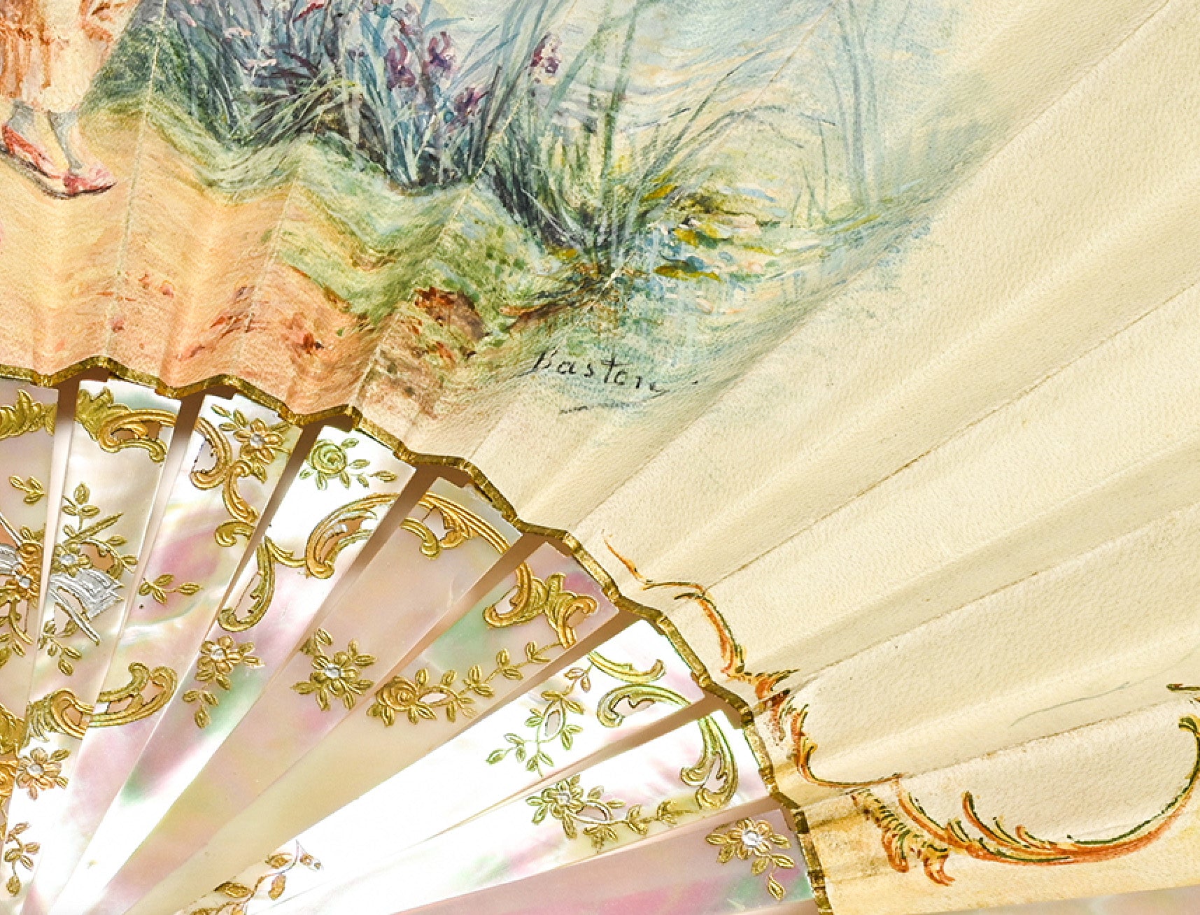 Antique Tiffany & Co. 14K Gold & Mother-of-Pearl Hand Fan Baston