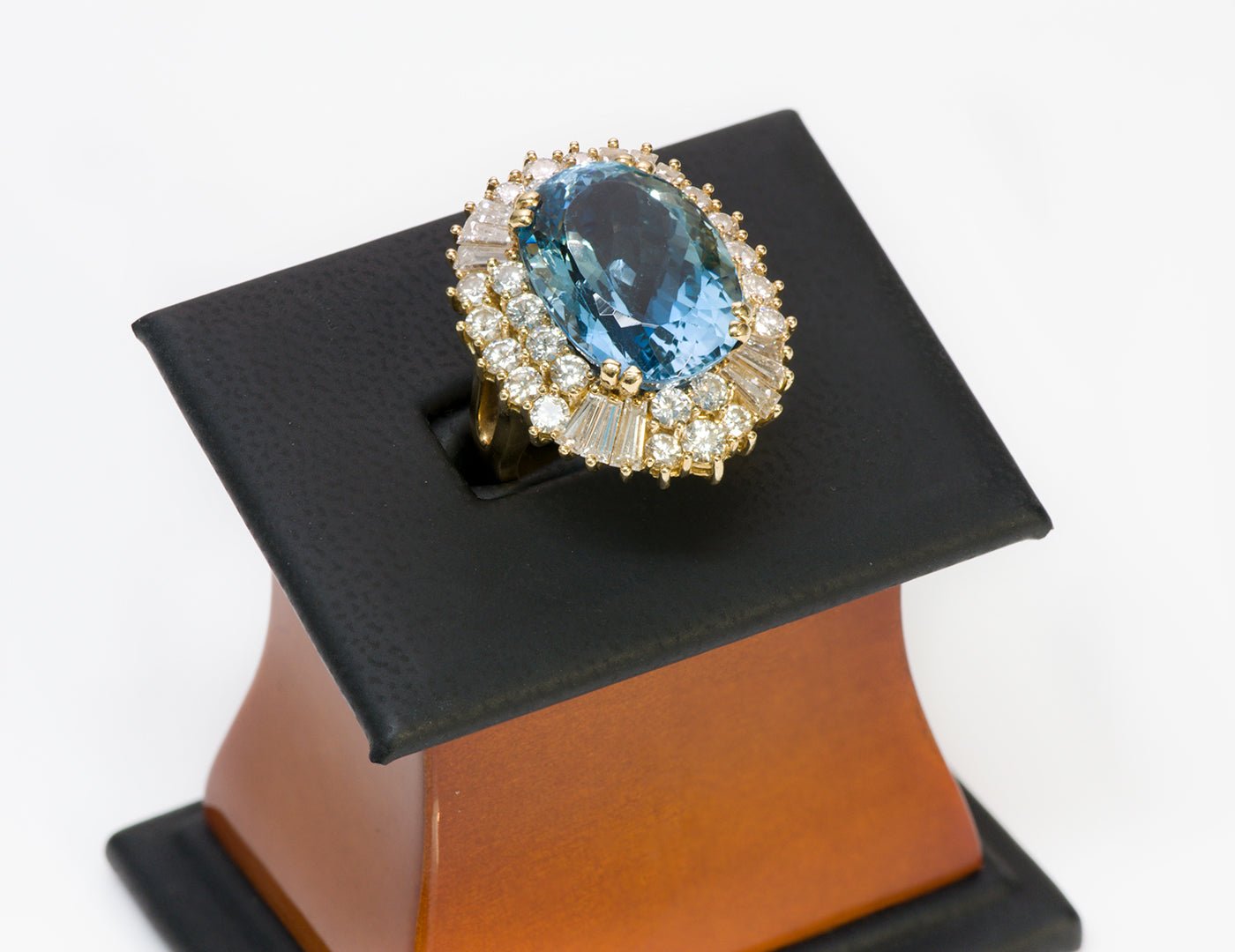 Aquamarine Brilliant & Baguette Diamond Gold Ring