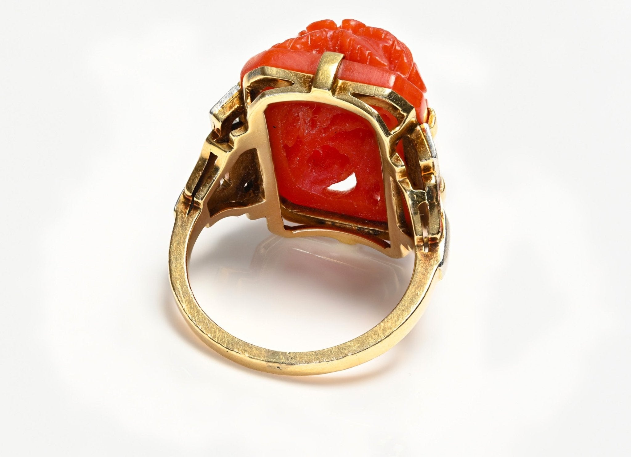 Art Deco Gold Carved Coral Ring