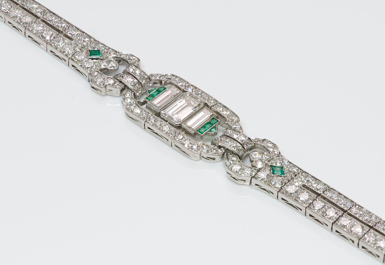 Art Deco Platinum Emerald Cut Brilliant Cut Baguette Diamond & Emerald Bracelet