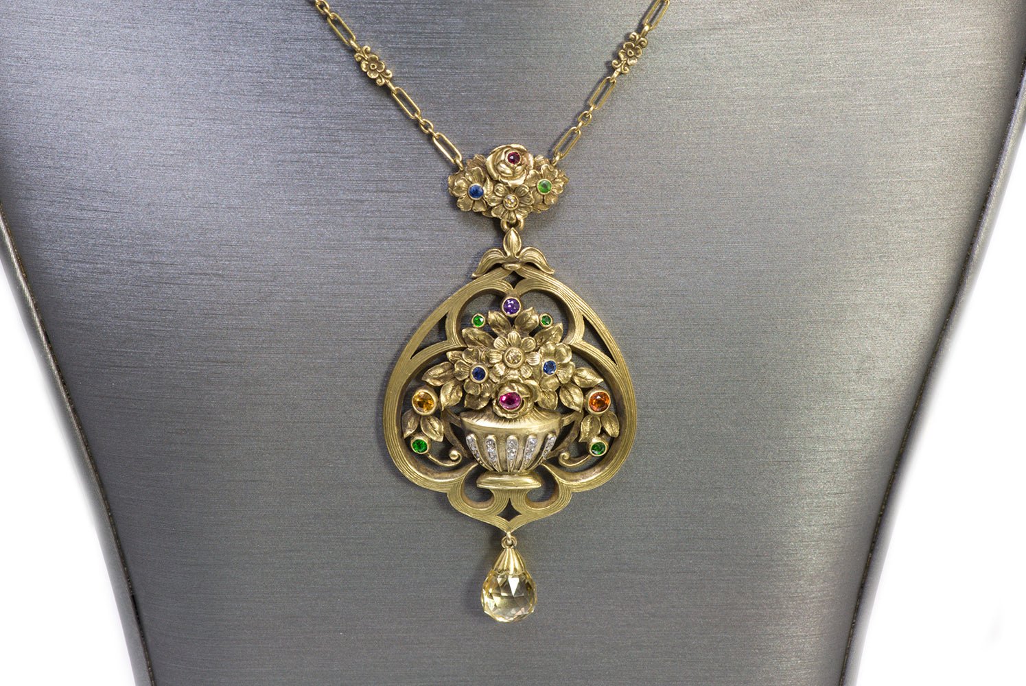 Art Nouveau 18K Gold Sapphire Gemstone Briolette Necklace Pendant Attrib. F. Walter Lawrence/Gustav Manz