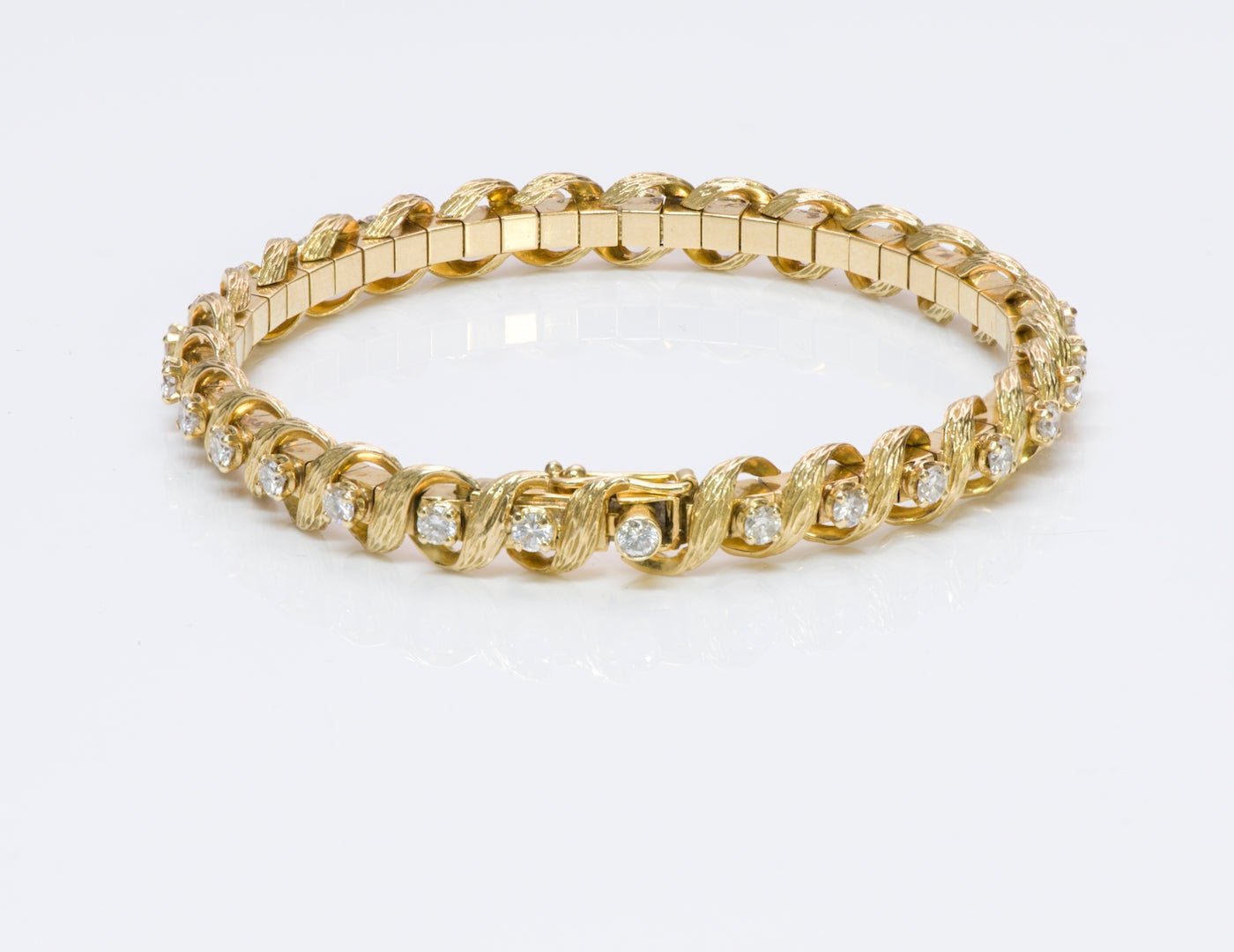 Atelier Munsteiner 18K Yellow Gold Diamond Bracelet