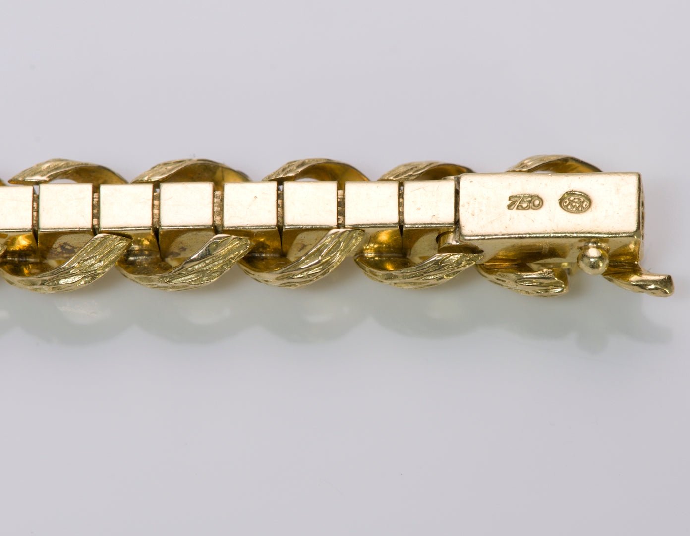 Atelier Munsteiner 18K Yellow Gold Diamond Bracelet