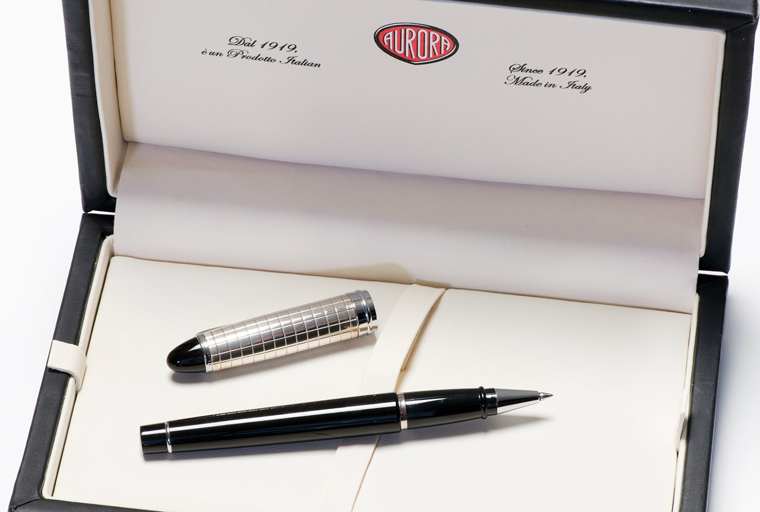 Aurora Ipsilon Sterling Silver Quadra Ballpoint Pen