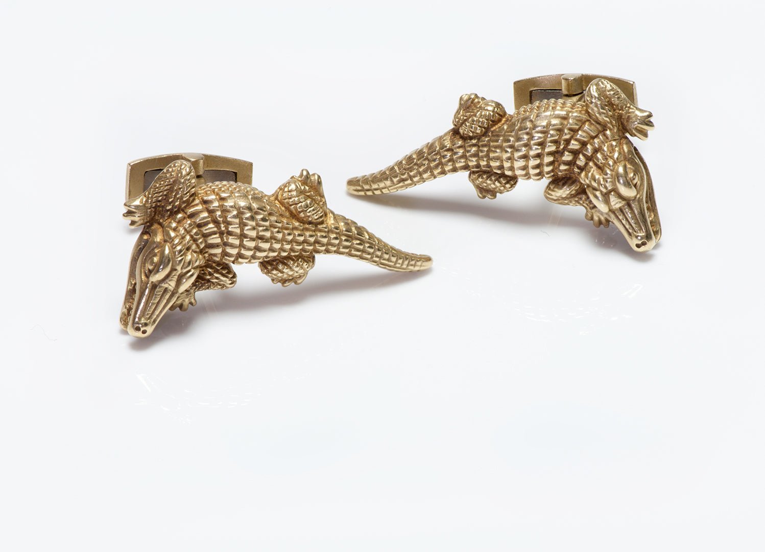 Barry Kieselstein-Cord 18K Gold Alligator Cufflinks