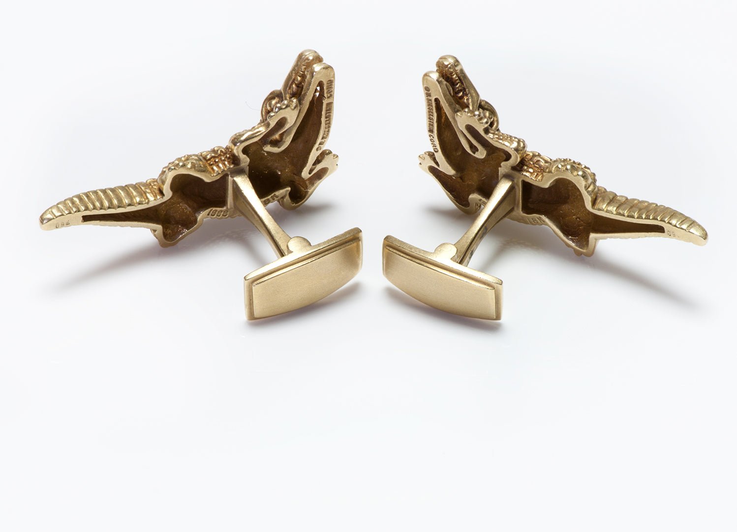 Barry Kieselstein-Cord 18K Gold Alligator Cufflinks