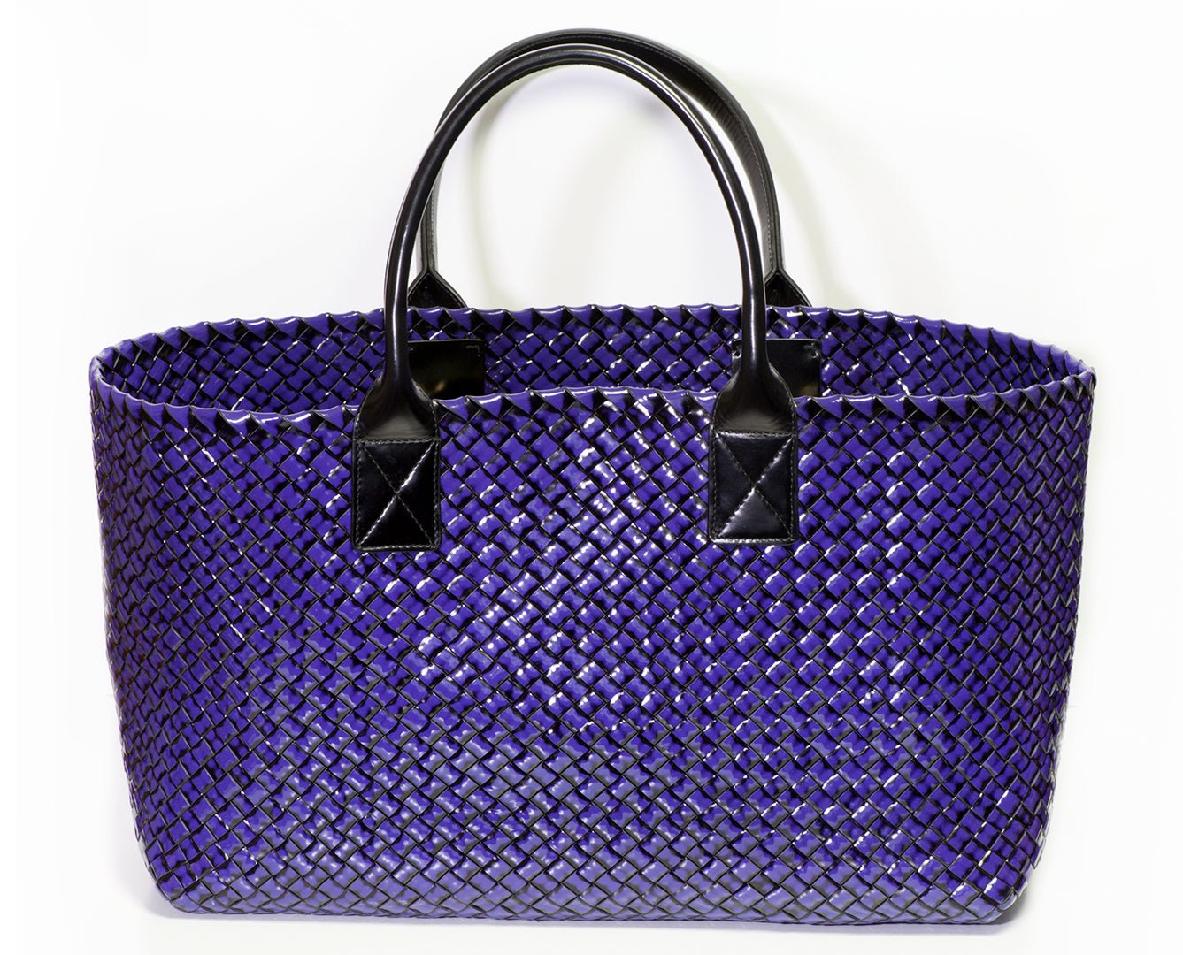 BOTTEGA VENETA CABAT 259/500 Large Purple Intrecciato Patent Leather Tote Bag