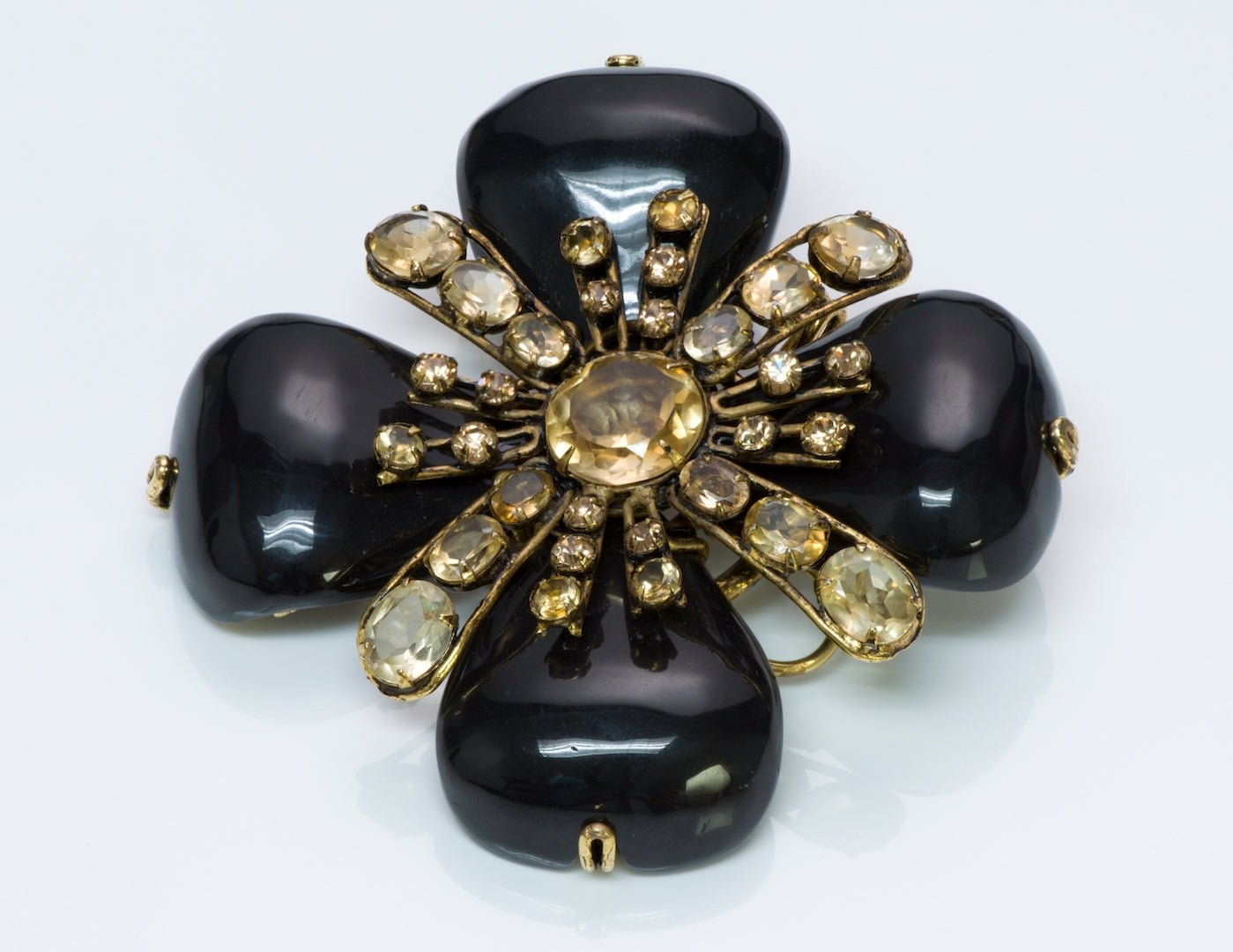 Bounkit Flower Brooch Pendant