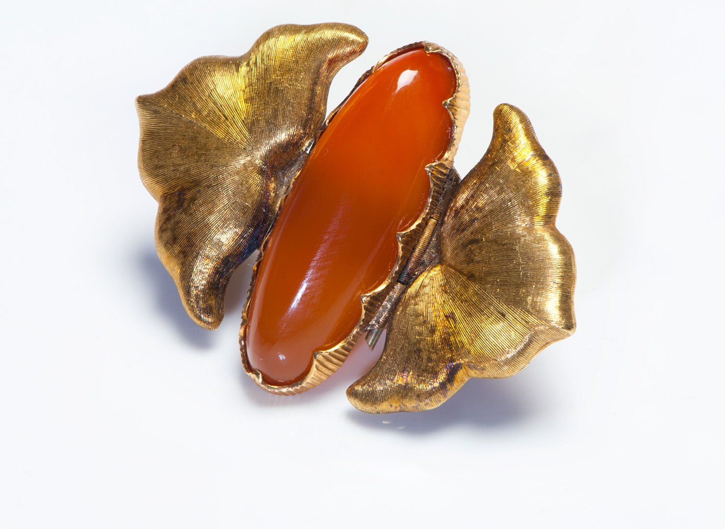 Buccellati 18K Gold Carnelian Clip Brooch