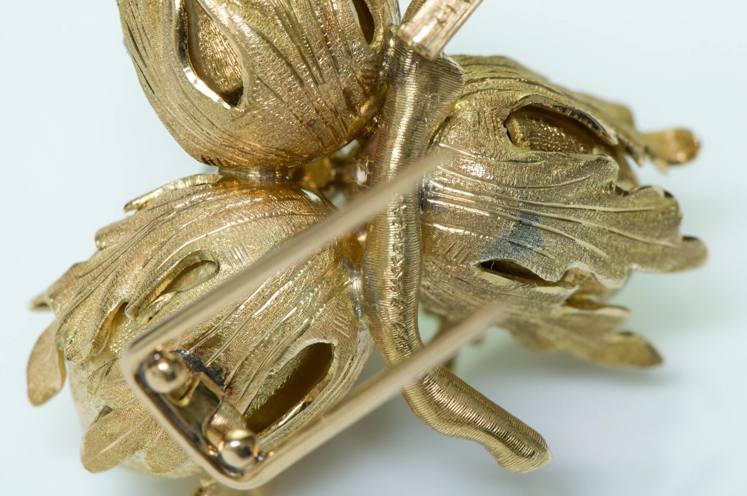 Buccellati Acorn 18K Yellow Gold Brooch