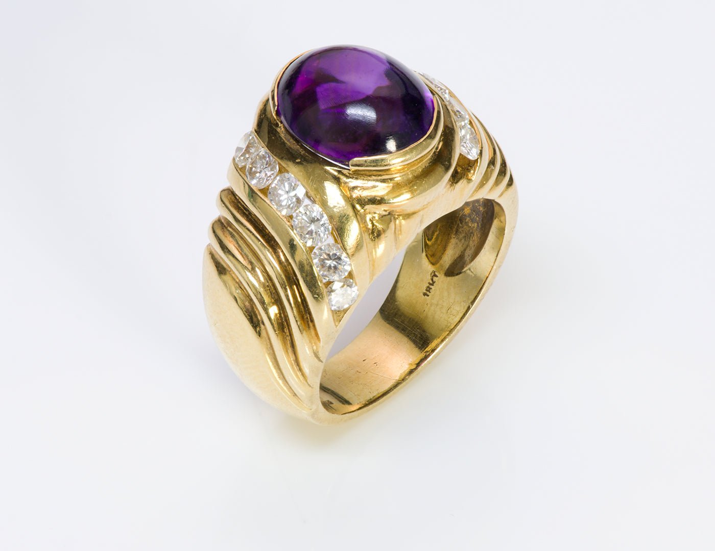 Cabochon Amethyst Diamond 18K Yellow Gold Ring