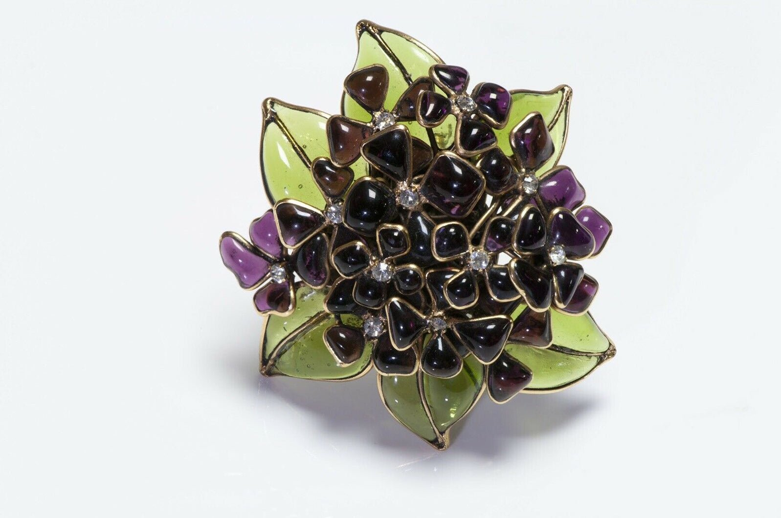 CHANEL 1950’s Gripoix Glass Violets Flower Brooch