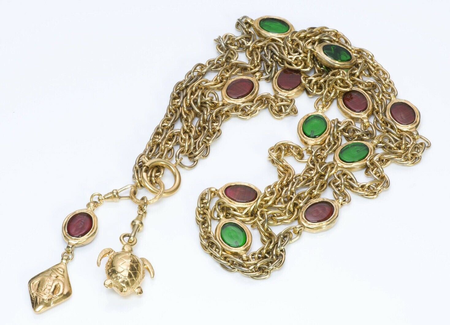 CHANEL 1970’s Gripoix Green Red Glass Turtle Charm Chain Necklace