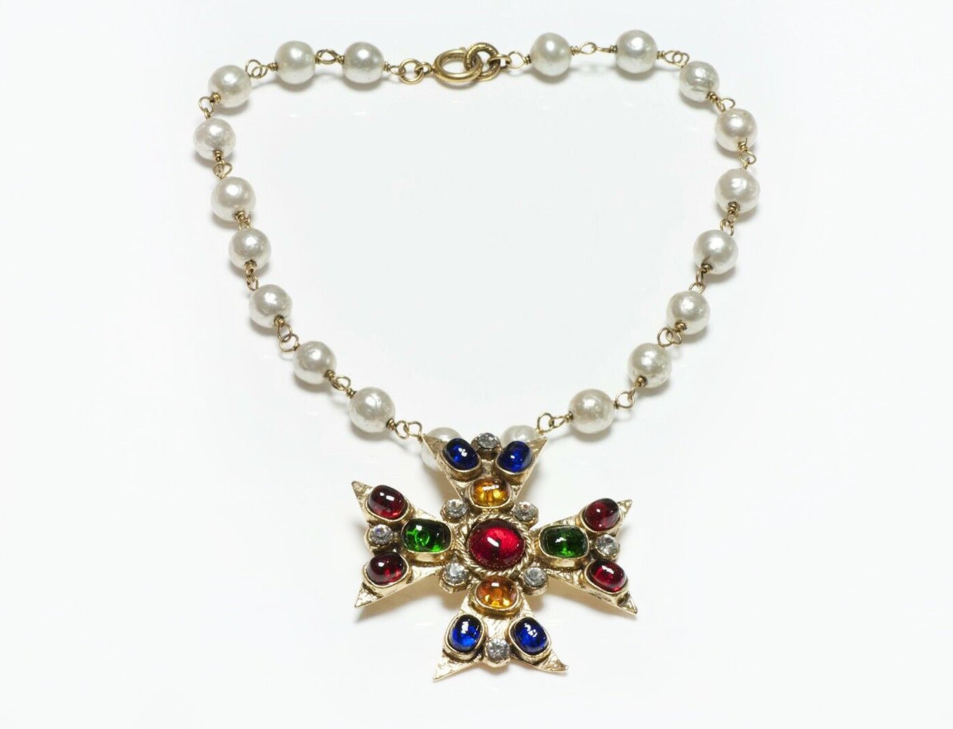 CHANEL 1985 Gripoix Glass Maltese Cross Pearl Necklace