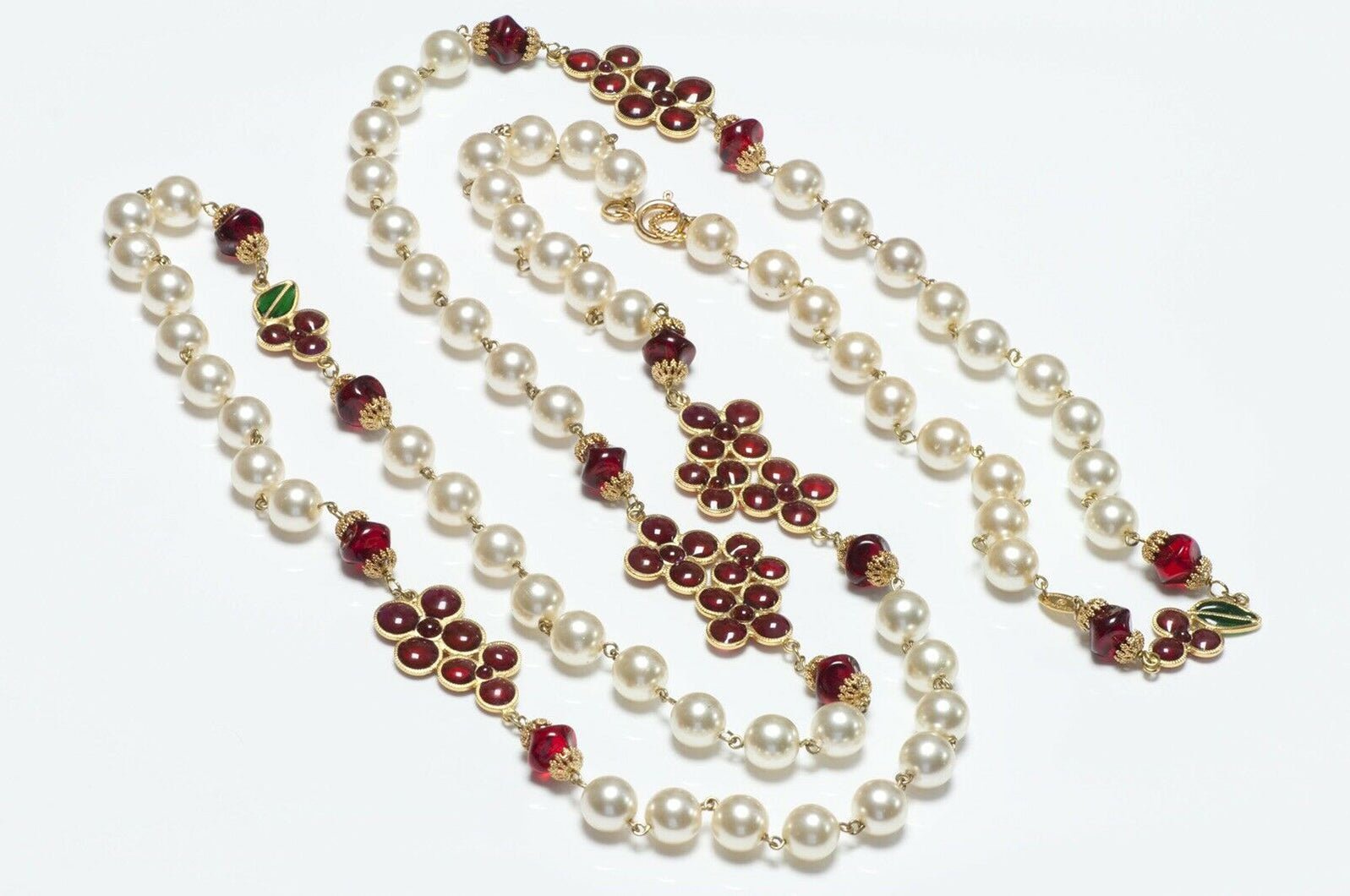 CHANEL 1990’s Gripoix Camellia Glass Pearl Sautoir Necklace