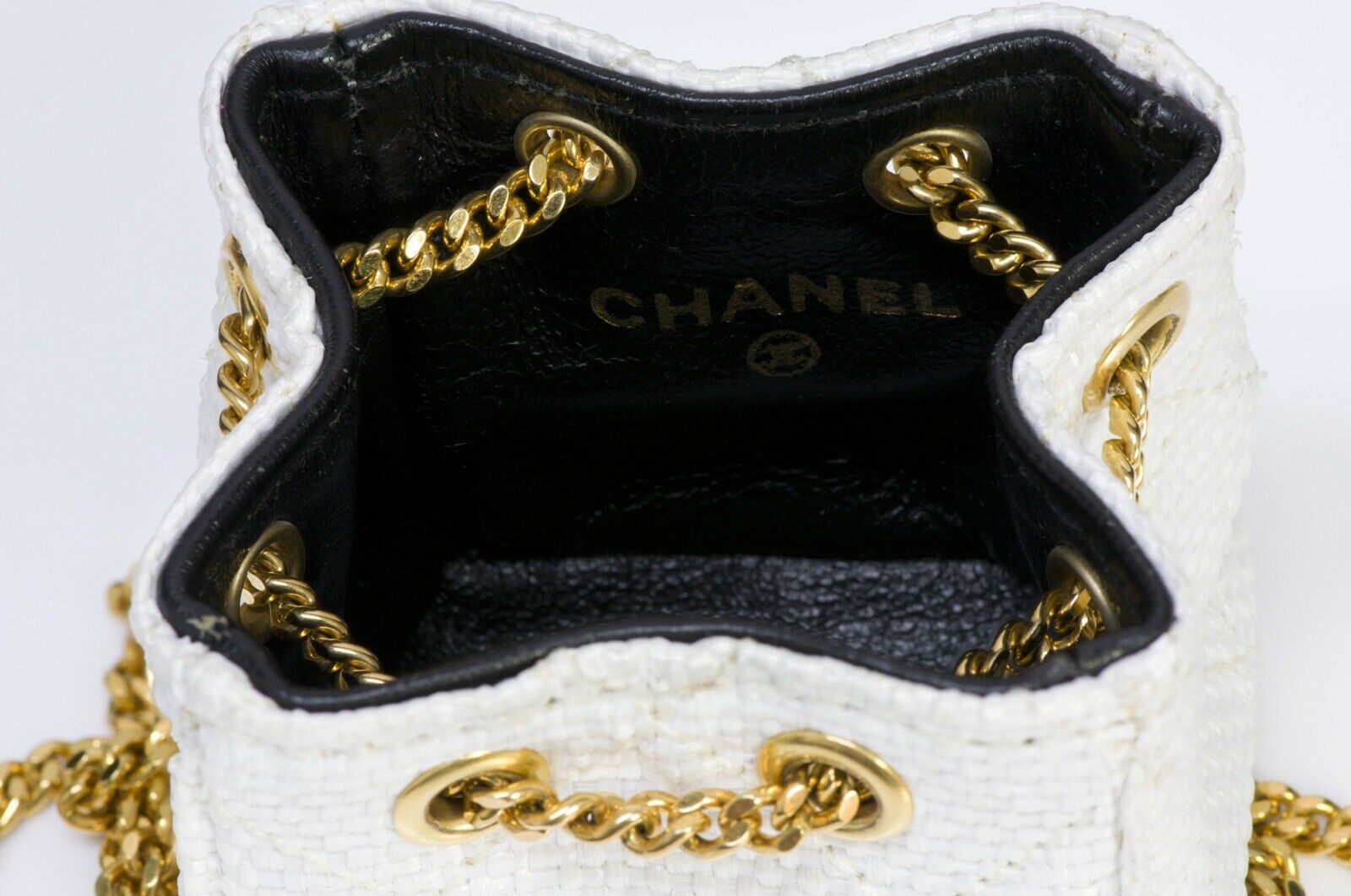 Chanel CC 1990’s White Raffia Micro Quilted Bag
